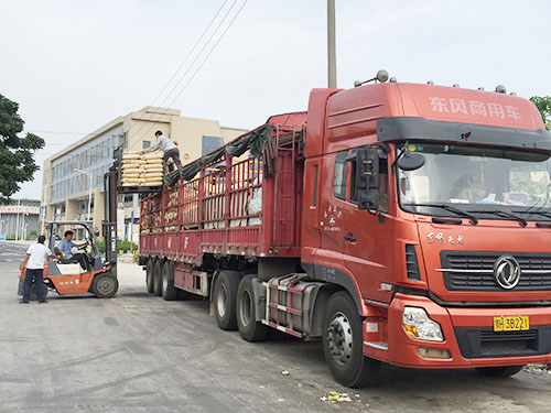 驕陽產(chǎn)品出車